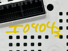 Load image into Gallery viewer, Speedometer Cluster Kia Sedona 2009 - NW160725
