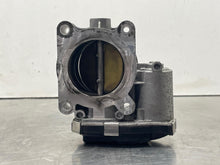 Load image into Gallery viewer, Throttle Body Cadillac CTS 2017 - NW530576
