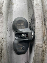 Load image into Gallery viewer, WHEEL RIM 323i 328i 335i 06-13 17x8 ALLOY - NW500215
