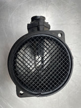 Load image into Gallery viewer, Mass Air Flow Sensor Meter Maf  MERCEDES E-CLASS 1997 - NW357882
