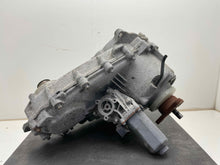Load image into Gallery viewer, TRANSFER CASE BMW X5 X6 07 08 09 10 11 12 13 - NW530574
