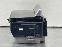 Load image into Gallery viewer, Temperature Controls Mercedes-Benz SL55 2011 - NW500738
