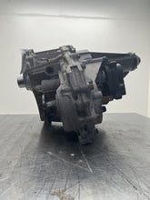 Load image into Gallery viewer, TRANSFER CASE Titan Pathfinder Frontier 2005 05 06 07 08 09 10 11 12 13 Auto - NW391553
