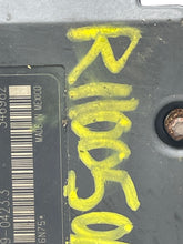 Load image into Gallery viewer, ABS PUMP Volvo S60 V70 C70 S70 S80 1999 99 00 - 04 - NW357879
