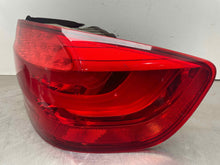 Load image into Gallery viewer, OUTER TAIL LIGHT LAMP 328i 335i M3 2011 11 2012 12 2013 13 Right - NW530583
