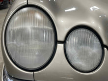 Load image into Gallery viewer, HEADLIGHT LAMP ASSEMBLY E300d E320 E320T Wagon E420 E430 E55 96-99 Right - NW501533
