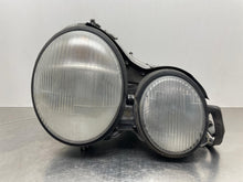 Load image into Gallery viewer, HEADLIGHT LAMP ASSEMBLY E300d E320 E320T Wagon E420 E430 E55 96-99 Right - NW501533
