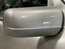 Load image into Gallery viewer, SIDE VIEW MIRROR E300D E320 E430 E55 96 97 98 99 Right - NW501401
