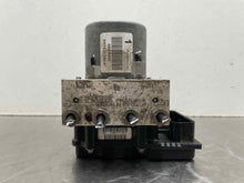 Load image into Gallery viewer, ABS Pump  CROWN VICTORIA 2011 - NW530665
