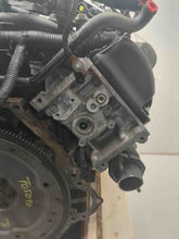 Load image into Gallery viewer, Engine Motor  CROWN VICTORIA 2011 - NW530771
