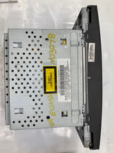 Load image into Gallery viewer, Radio  MERCEDES E-CLASS 2004 - NW358293
