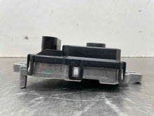 Load image into Gallery viewer, Computer  CROWN VICTORIA 2011 - NW530703
