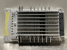 Load image into Gallery viewer, Radio   2006 - NW358292
