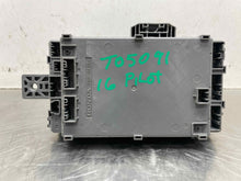 Load image into Gallery viewer, BODY CONTROL MODULE COMPUTER Honda Pilot 16 17 18 19 - NW530715
