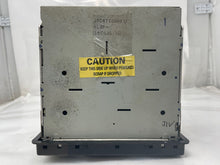 Load image into Gallery viewer, Radio  MOUNTAINEER 2002 - NW135379
