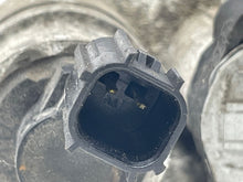 Load image into Gallery viewer, Throttle Body Dodge Durango 2005 - NW358527
