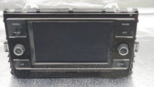 Load image into Gallery viewer, Radio Volkswagen Golf 2018 - NW140098
