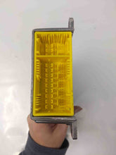 Load image into Gallery viewer, AIR BAG CONTROL MODULE COMPUTER Gl320 Gl350 Gl450 Gl550 R320 R350 08-13 - NW36499

