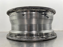 Load image into Gallery viewer, WHEEL Highlander 2001 01 02 03 04 05 06 07 16x6.5 Alloy - NW504100
