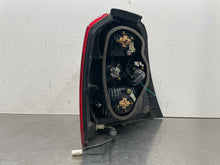 Load image into Gallery viewer, TAIL LIGHT LAMP ASSEMBLY Highlander 2001 01 2002 02 2003 03 Right - NW504027
