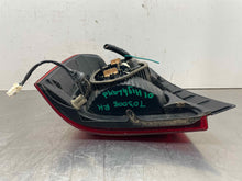 Load image into Gallery viewer, TAIL LIGHT LAMP ASSEMBLY Highlander 2001 01 2002 02 2003 03 Right - NW504027
