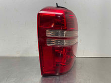 Load image into Gallery viewer, TAIL LIGHT LAMP ASSEMBLY Highlander 2001 01 2002 02 2003 03 Left - NW504028
