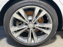 Load image into Gallery viewer, WHEEL RIM C250 C300 C350 C43 C63 15-20 18x7-1/2 18x7-1/2, 5 lug, 112mm - NW531197
