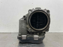 Load image into Gallery viewer, THROTTLE BODY 550i 550i Gt 650i 750 HYBRID 750i 750il Active 7 08-15 - NW504811
