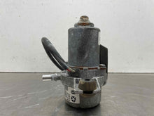 Load image into Gallery viewer, VACUUM PUMP 300 Town &amp; Country Caravan Challenger Durango 11-15 - NW506079
