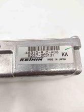Load image into Gallery viewer, TRANSFER CASE COMPUTER MODULE Acura RL 05 - 08 - NW28067
