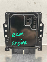 Load image into Gallery viewer, ECU ECM Computer Nissan Leaf 2015 - NW506837
