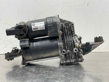 Load image into Gallery viewer, AIR RIDE COMPRESSOR BMW 530i 535i 06 07 08 09 10 - NW506632
