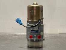 Load image into Gallery viewer, Convertible Top Motor  PORSCHE 911 2000 - NW358864
