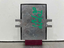 Load image into Gallery viewer, Fuel pump computer BMW 330i 328i 528i 525i 530i 2004 04 05 06 07 08 - 11 - NW506716
