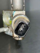 Load image into Gallery viewer, AC CONDENSER Ford Fiesta 14 15 16 17 18 19 - NW43798
