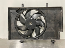 Load image into Gallery viewer, RADIATOR FAN ASSEMBLY Fiesta 2011 11 2012 12 2013 13 - NW63901
