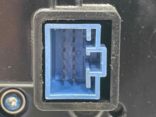 Load image into Gallery viewer, Info-Gps Screen Mercedes-Benz SL500 2010 - NW508882
