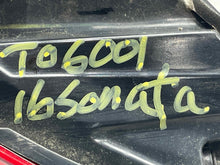 Load image into Gallery viewer, OUTER TAIL LIGHT LAMP Hyundai Sonata Sonata Hybrid 15 16 17 Right - NW532156
