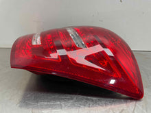 Load image into Gallery viewer, [INVENTORYCAR_YEAR_MAKE_MODEL] TAIL LIGHT LAMP ASSEMBLY Right - NW509259
