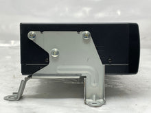 Load image into Gallery viewer, Radio  GRAND CHEROKEE 2002 - NW135119
