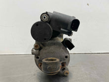 Load image into Gallery viewer, AIR RIDE COMPRESSOR CL550 CL600 CL63 CL65 S350 S400 S450 07-14 - NW508387
