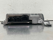 Load image into Gallery viewer, Radio Cadillac XT4 2019 - NW532065
