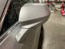 Load image into Gallery viewer, Side View Door Mirror Cadillac XT4 2019 - NW531848
