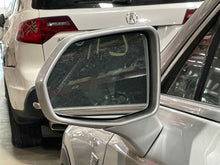 Load image into Gallery viewer, Side View Door Mirror Cadillac XT4 2019 - NW531848
