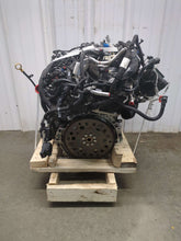 Load image into Gallery viewer, Engine Motor Cadillac XT4 2019 - NW531879
