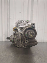Load image into Gallery viewer, Transfer Case Cadillac XT4 2019 - NW532146
