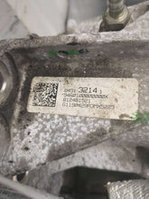 Load image into Gallery viewer, Transfer Case Cadillac XT4 2019 - NW532146
