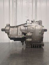Load image into Gallery viewer, Transfer Case Cadillac XT4 2019 - NW532146
