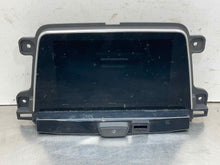 Load image into Gallery viewer, Info-Gps Screen Cadillac XT4 2019 - NW532066
