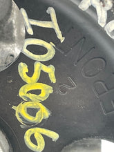 Load image into Gallery viewer, POWER STEERING PUMP Volkswagen Routan 2009 09 2010 10 2011 11 - NW164209
